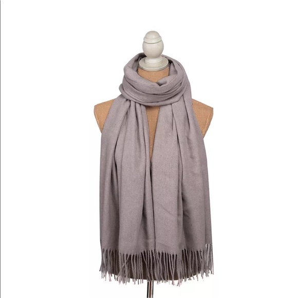 Accessories - 🆕❄️Solid Gray blanket oversized scarf❄️